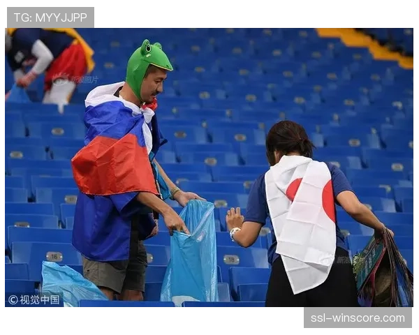 球迷组织抗议，称部分客队更衣室通道过长“影响球员转换心态”